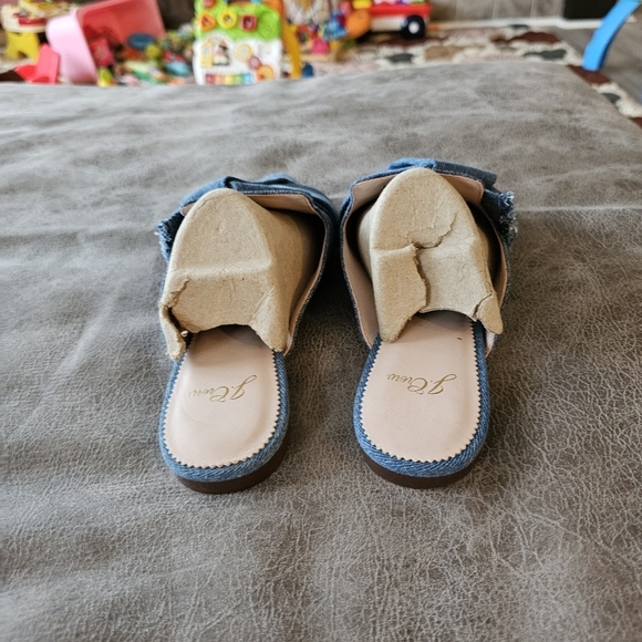 J. Crew Pointed-Toe Slides In Denim - Picture 5 of 7